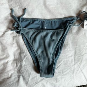 L.A. Hearts by Pac Sun bikini bottoms.